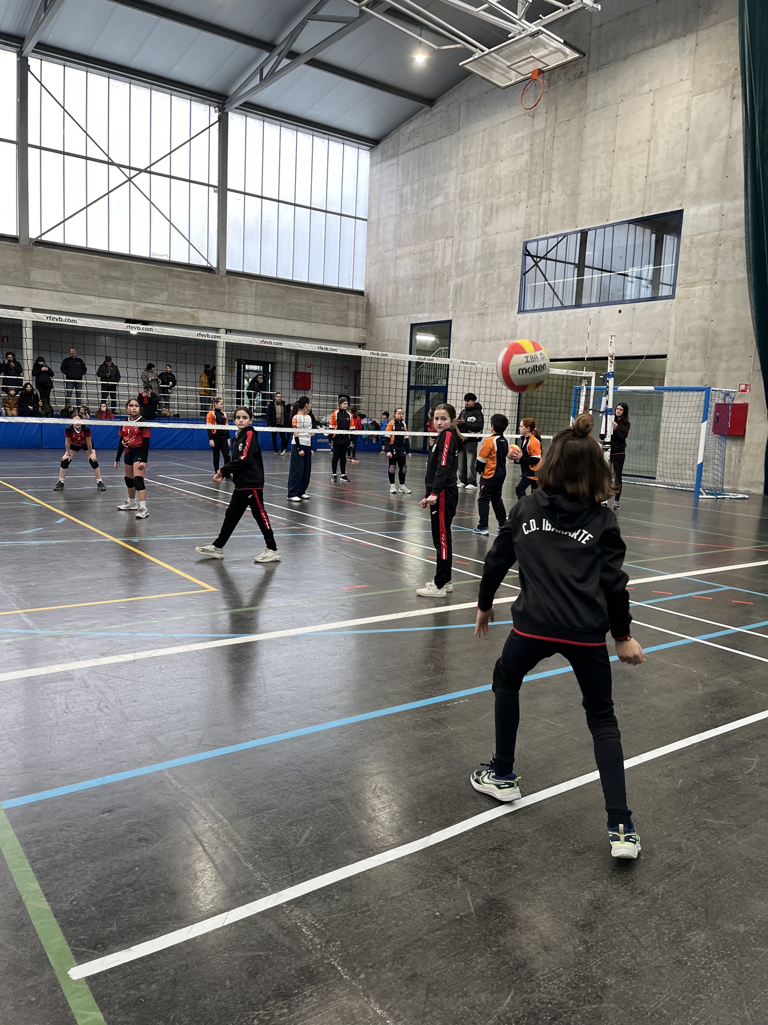 Gran jornada de minivoley celebrada en Zubiri